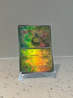 Budew Master Ball Reverse Holo 004/131 Prismatic Evolutions Pokemon Card NM - Image 1