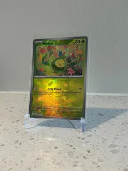 Budew Master Ball Reverse Holo 004/131 Prismatic Evolutions Pokemon Card NM - Image 2