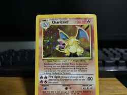 Pokemon TCG Charizard 4/102 Base Set Unlimited Holo Rare HP Vintage WOTC CREASE - Image 2