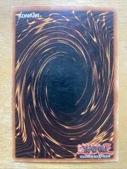 Blue-Eyes White Dragon SDK-001 Ultra Rare Starter Deck : Kaiba Yu-Gi-Oh! Yugioh - Image 2