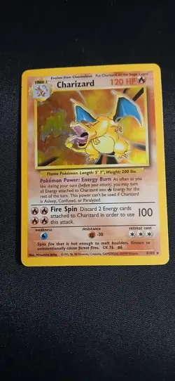 Pokemon Original Base Set Charizard Holo Mp Vintage 004/120 - Image 1