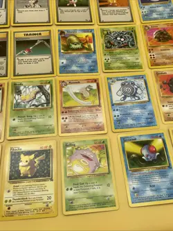 Vintage 1990’s Pokemon Base+Fossil Card Lot Of 38! Holo Alakazam! - Image 5