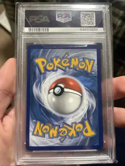 Mew v Alternate Full Art Holo Card 251/264 Swsh08: Fusion Strike PSA 9 - Image 2