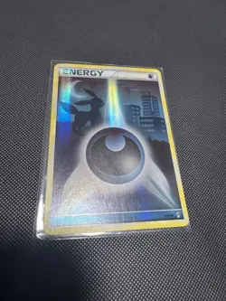 Pokemon TCG Darkness Energy (Basic) Call of Legends 94/95 Reverse Holo Common. - Image 1