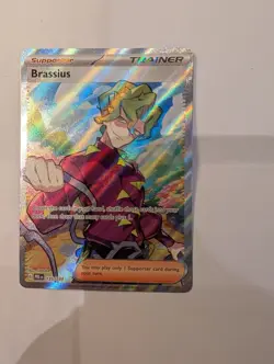 🌈 Brassius Full Art Trainer 135/131 - Prismatic Evolutions Pokemon Card NM - Image 1