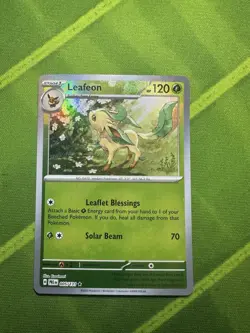 Leafeon (Master Ball Pattern) 005/131 Sv: Prismatic Evolutions Holo Pokemon TCG - Image 1