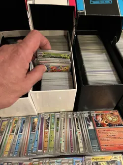 Massive 3000+Card Lot! Over 200 Holos, Players Guides, Empty Tins And More! 🔥 - Image 3