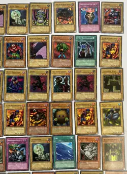 Yu-Gi-Oh Vintage Collection Binder Book Trading Card Game Yugioh 1996 W 72 Cards - Image 5
