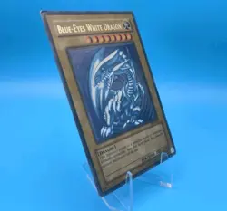 Blue-Eyes White Dragon SDK-001 Starter Deck: Kaiba-Unlimited Edition DMG - Image 2