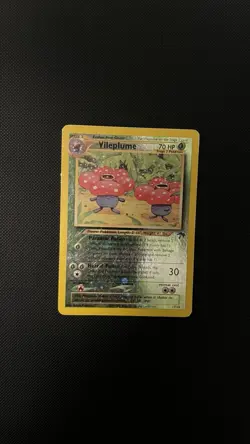 Vileplume Reverse Holo Pokemon TCG Southern Islands 17/18 Heavily Played HP - Image 1