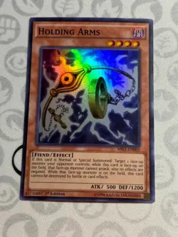 Holding Arms - MIL1-EN003 - Super Rare (NM) - Yugioh - Image 1