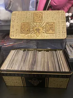 428 Card Lot Stored in Yu-Gi-Oh Tin Of The Pharaohs Gods (deck building/bulk) - Image 5