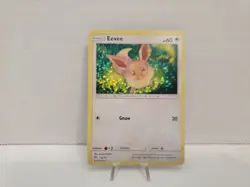 2019 Sun & Moon, Other - McDonald's Collection 2019 Eevee #12 Holo Light Play - Image 1
