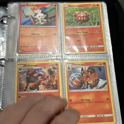 Pokemon Card Binder 400 Cards. Uncommon, Reverse Holo, Holo - Image 4