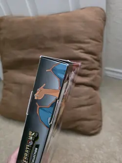 Pokemon : Celebrations Special Collection - V Memories Collection Box - Sealed - Image 3