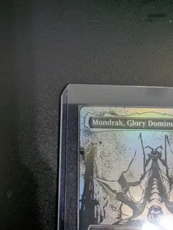 Mondrak, Glory Dominus (Showcase) Phyrexia: All Will Be One Foil - Image 2