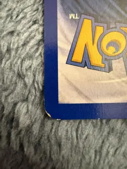 Pokemon TCG Alakazam Base Set Holo Card 1/102 - Image 3