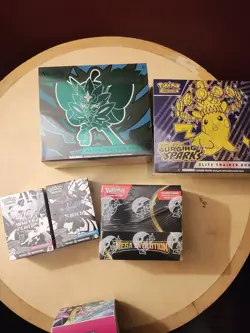 Pokemon TCG Assorted Card Collection - Image 1