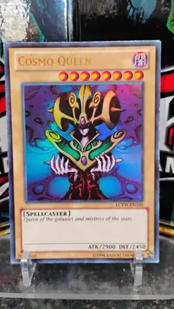 COSMO QUEEN Foil Holo YU-GI-OH Trading Card LCYW-EN160 - Image 1