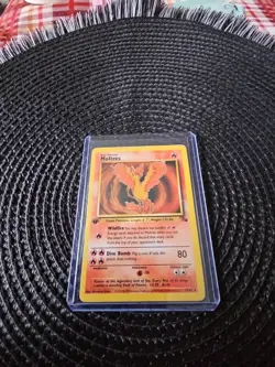 1999 Pokemon TCG Moltres Fossil Card 27/62 Unlimited Rare First Edition Non Holo - Image 2