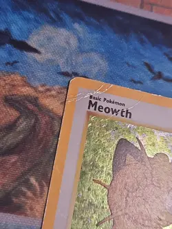 Meowth Pokemon Black Star Promo 10 Holo Card - HP/DAMAGED - Image 4