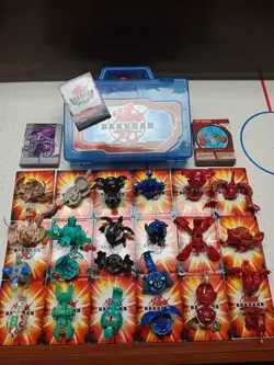 Bakugan - Large Lot! (20+ figures, 50+ cards, case) - Image 1