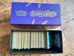 Pokemon TCG Scarlet & Violet Box of cards - Image 1