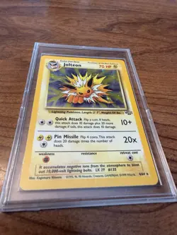 Pokemon TCG Jolteon Jungle Holo Card 4/64 Unlimited Rare, Near Mint Condition - Image 1