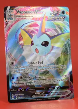 Pokemon English TCG Card Evolving Skies Vaporeon VMAX 030/203 Holo - Image 3