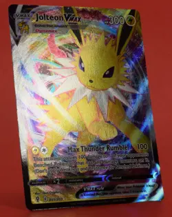 Pokemon English TCG Card Evolving Skies Jolteon VMAX 051/203 Holo - Image 3