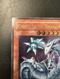 YuGiOh Cyber Laser Dragon 1st Edition SOI-EN007 Ultimate Rare NM - Image 2