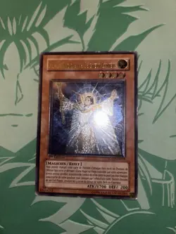 Yu-Gi-Oh Lyla, Lightsworn Sorceress 1st Edition LODT Ultimate Rare MP/LP FRENCH - Image 1