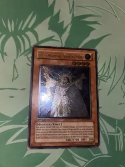 Yu-Gi-Oh Lyla, Lightsworn Sorceress 1st Edition LODT Ultimate Rare MP/LP FRENCH - Image 2