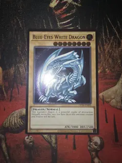 Blue-Eyes White Dragon Ultimate Rare OP28-EN001 Yugioh - Image 1
