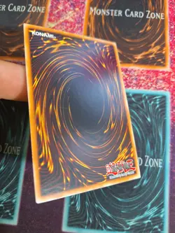 Yu-Gi-Oh! Minerva, Lightsworn Maiden SDLI-EN002 Super Rare 1st Edition NM - Image 4