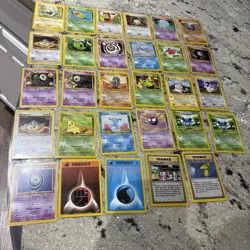 Lot Of 29 Pokemon 1995-2002 Cards NM - Image 1