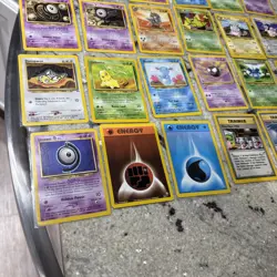 Lot Of 29 Pokemon 1995-2002 Cards NM - Image 5