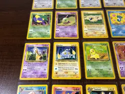 Pokemon Neo Genesis Card Lot Unlimited Non-Holo 25 Cards WOTC Vintage - Image 5