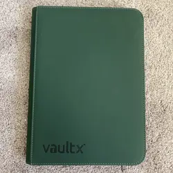 USED - Vault X Forest Green 9-Pocket Exo-Tec Zip Binder - 360 Cards - USED - Image 1