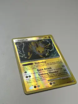 2009 Pokemon Rising Rivals Jolteon 26/111 Reverse Holo Card (NM) - Image 2