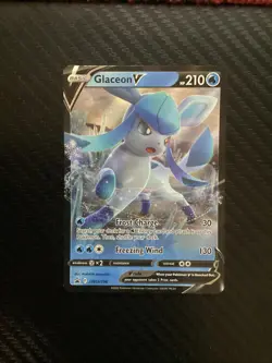 Glaceon V SWSH196 Pokemon Sword & Shield Black Star Promo Holo Card NM - Image 1