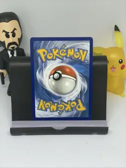 Reshiram 002/025 - Celebrations - Holo Pokemon Card - Image 2