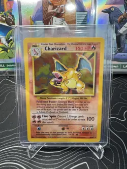 Pokemon TCG Charizard 4/102 Base Set Unlimited Holo Rare (1995) - Image 1