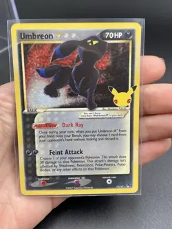Umbreon Gold Star 17/17 Celebrations Classic Collection Pokemon TCG NM - Image 3