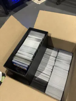 Pokemon Bulk Lot Assorted Sets, Common/Reverse Holos/Energy 1000+ Cards - Image 2