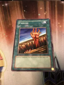 Yu-Gi-Oh TCG Fissure SDJ-028 1st Edition Regular Common Card Played LP - Image 1
