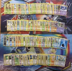 Vintage Pokemon Card Lot Fire Lugia Energy Espeon Flygon Etc 205+ - Image 1
