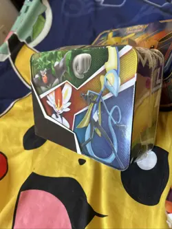 Pokemon TCG Vivid Voltage 2020 Fall Collectors Chest Charizard Pikachu Sealed - Image 3