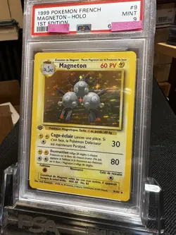 Pokemon 1st Edition French Magneton Holo PSA Mint 9 9/102 Base Set - Image 4