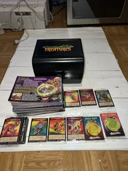 Weird n' Wild Creatures Huge Lot of Large Cards + Storage Case & Watch Wristband - Image 1